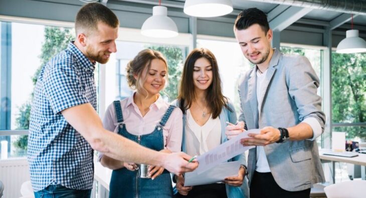 Як обрати надійну агенцію з працевлаштування за кордоном?