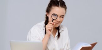 Jak znaleźć legalną i dobrze płatną pracę za granicą?