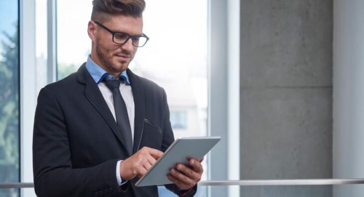 7 niezbędnych umiejętności, które każdy menedżer musi opanować w 2025 roku!