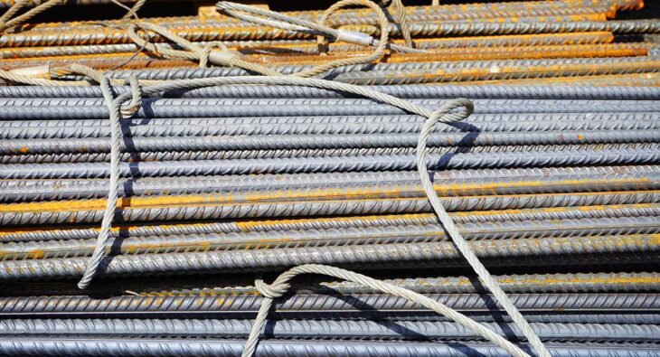 Odkryj tajniki budowlanej chemii: Jak wybrać i stosować kleje w budownictwie?